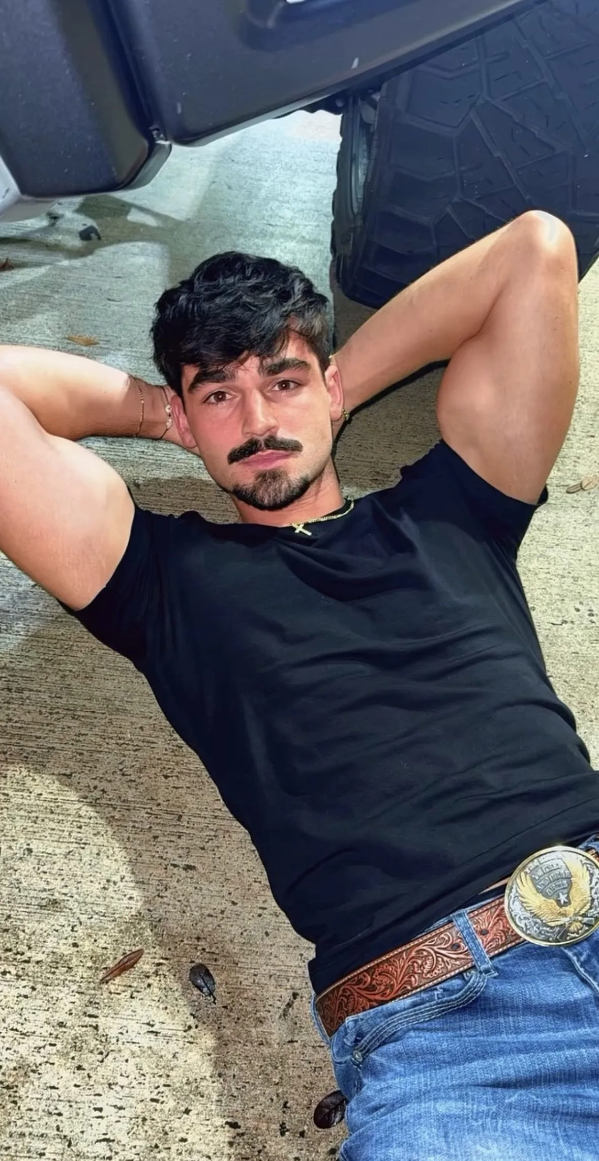 Gigolo service Charbagh Lucknow